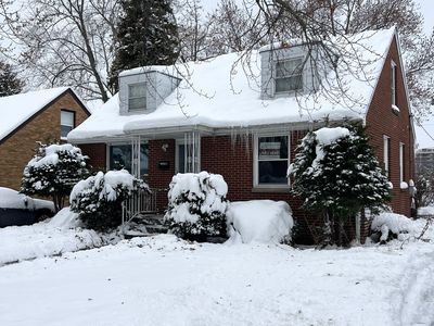 (Undisclosed Address), Waukegan, IL, 60085