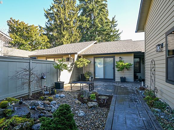 2nd image of 1133 Spyglass Dr