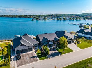 625 Aberdeen Blvd, Midland, ON L4R 5N9