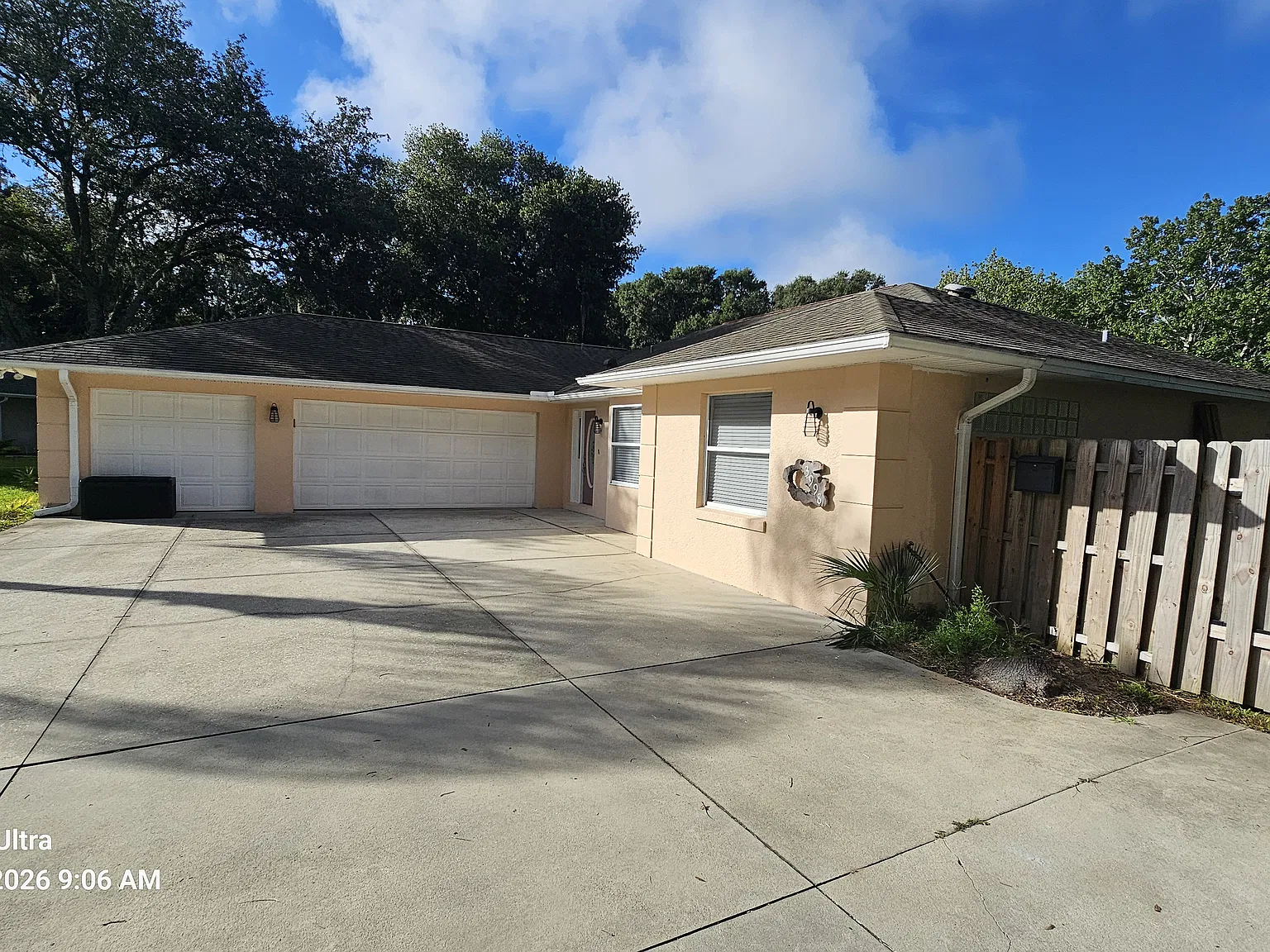 4 bed, 1995 sqft, $2,800 — Photo 2