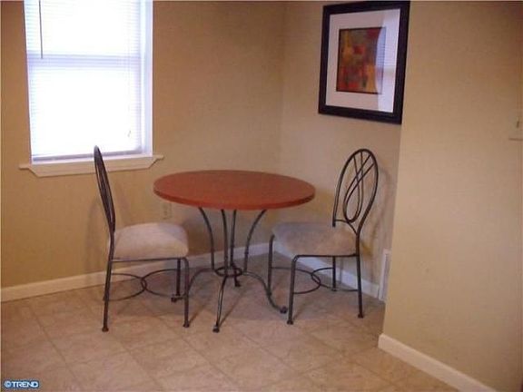 Kitchen dining nook