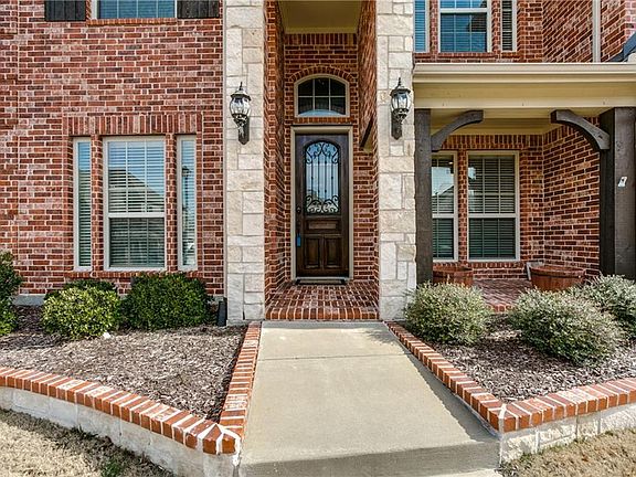 3rd image of 2203 Fair Parke Ln