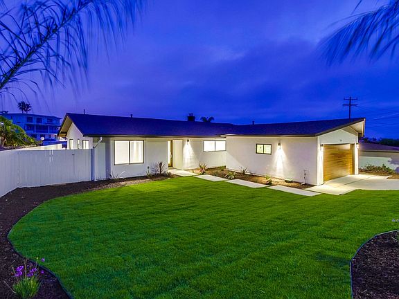 2nd image of 1155 Avenida Amantea
