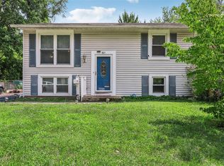 805 W Madison Dr, O'Fallon, IL 62269