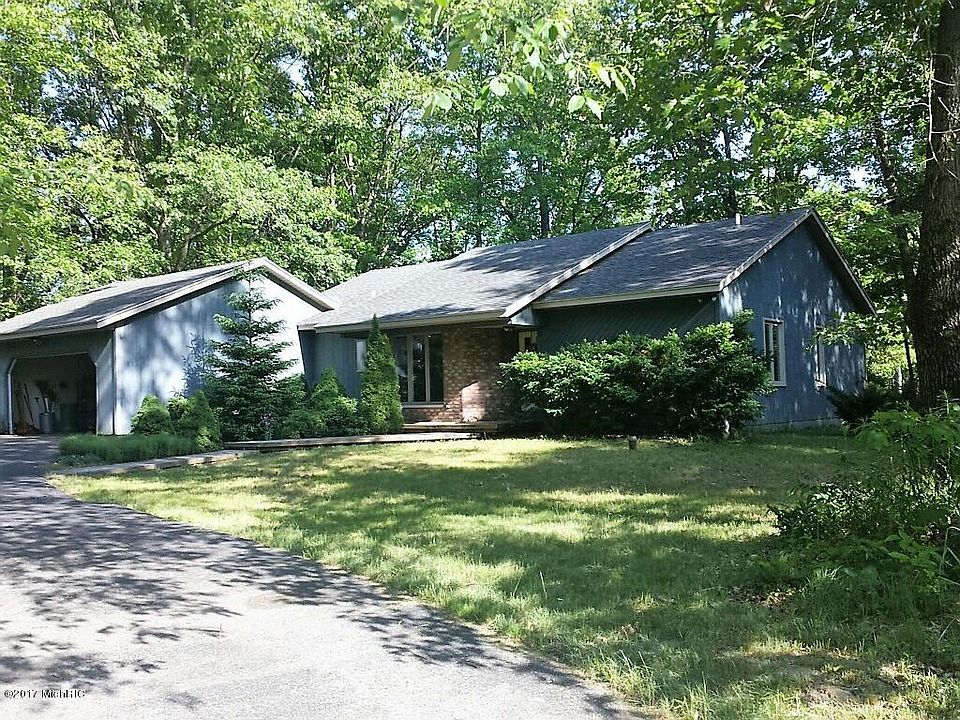 1st image of 28383 Wexford Dr