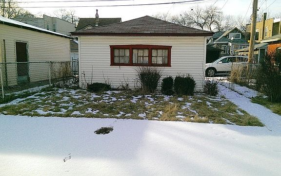 5th image of 1446 N Lockwood Ave