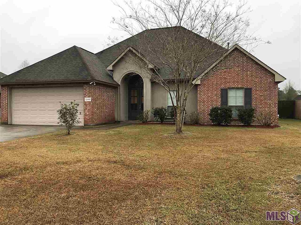 1st image of 22450 Balmoral Dr