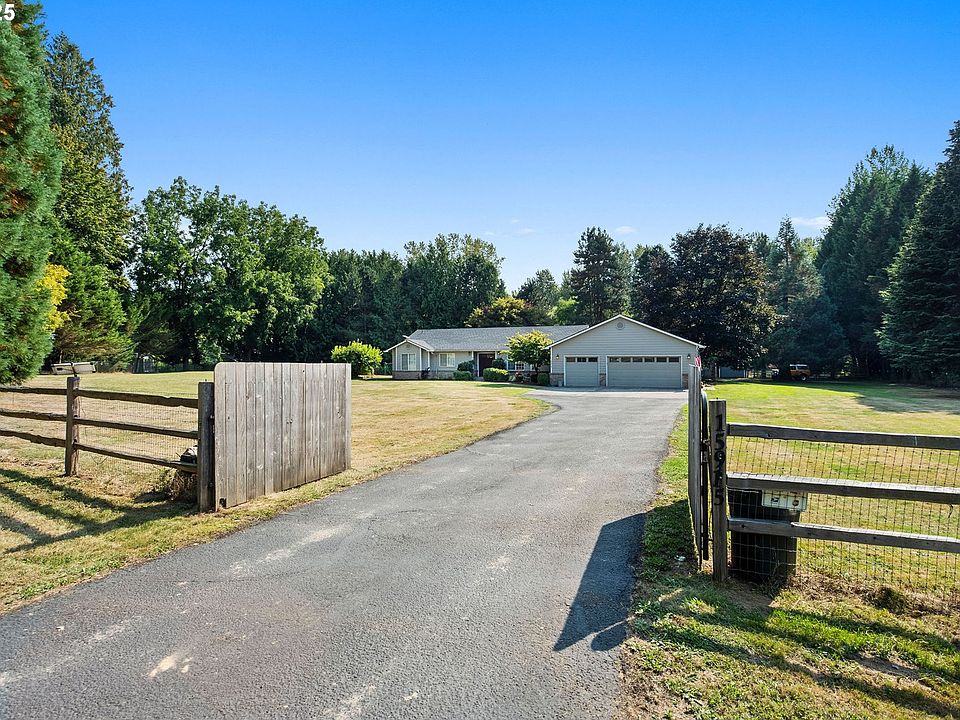 1st image of 15915 NE 241st Cir