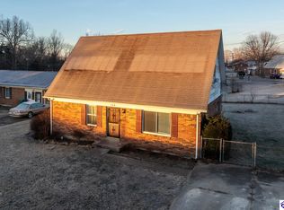 106 Anderson Ct, Radcliff, KY 40160