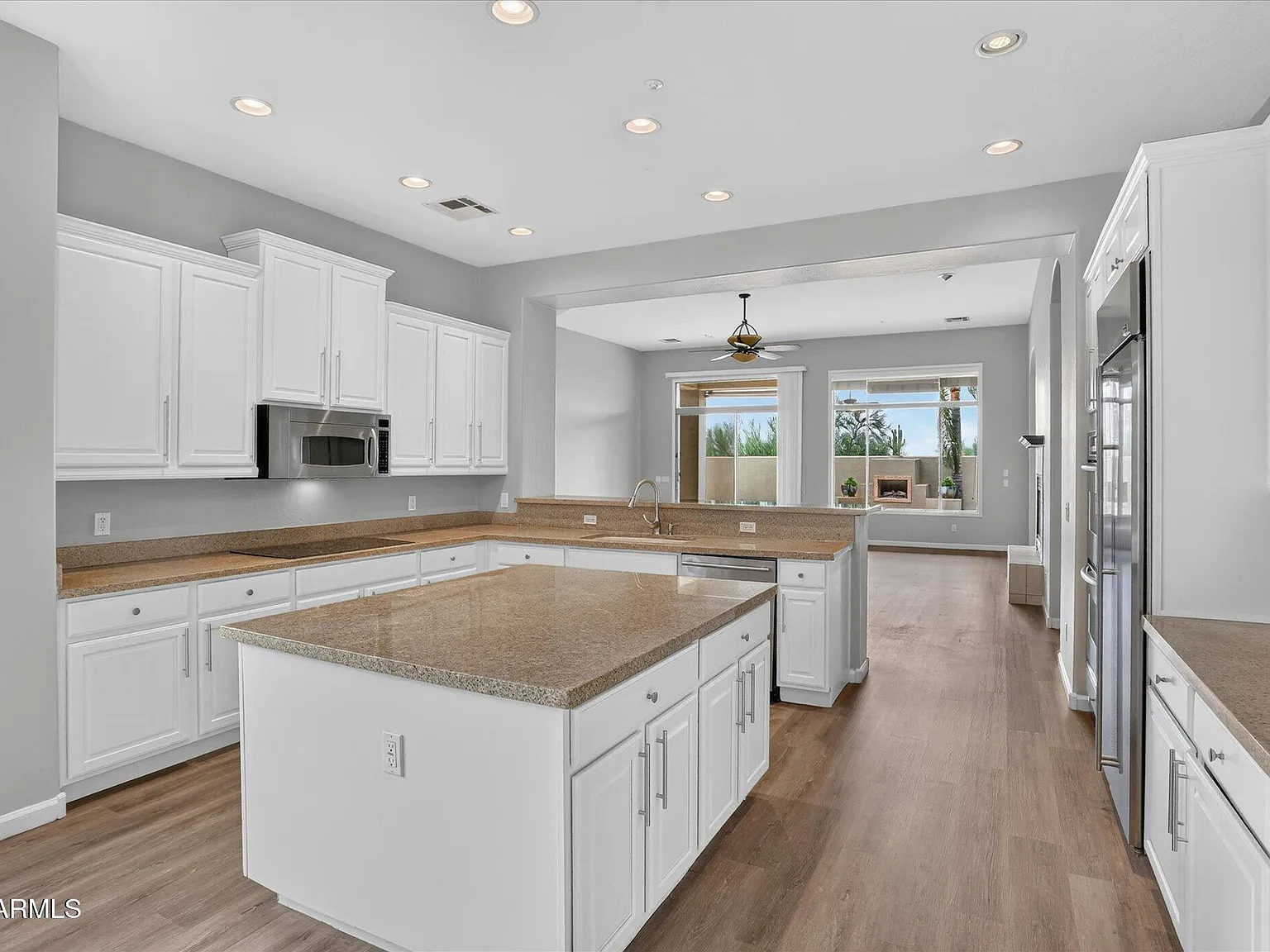 5 bed, 4.0 bath, 3180 sqft, $6,000 — Photo 1