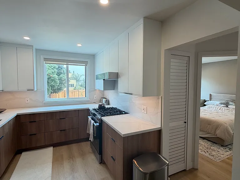 2559 47th Ave — Photo 11