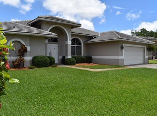 10205 SW 12th St, Pembroke Pines, FL 33025