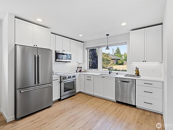 5th image of 2109 NE 83rd Street