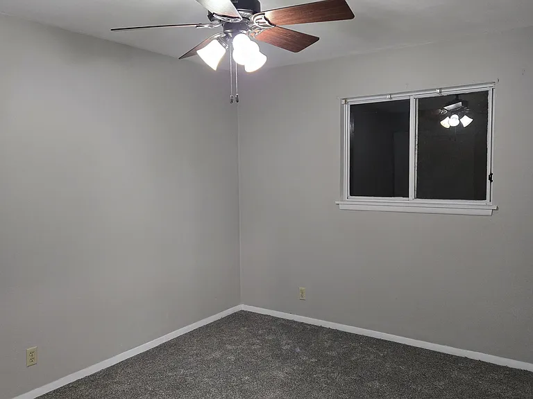 703 Audubon Dr #14 — Photo 8