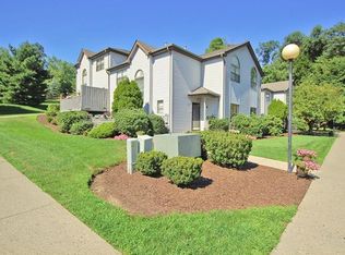 68 Bonney Ct, Monroe, NY 10950