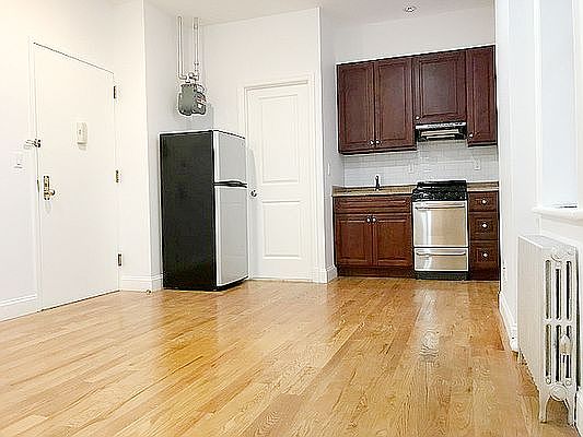 1st image of 104 Sullivan St APT 19
