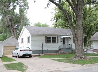 1203 N 8th St, Red Oak, IA 51566