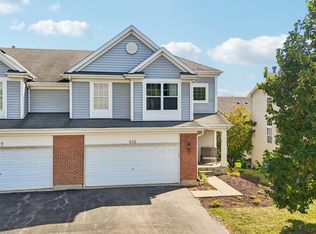 545 Blue Springs Dr, Fox Lake, IL 60020