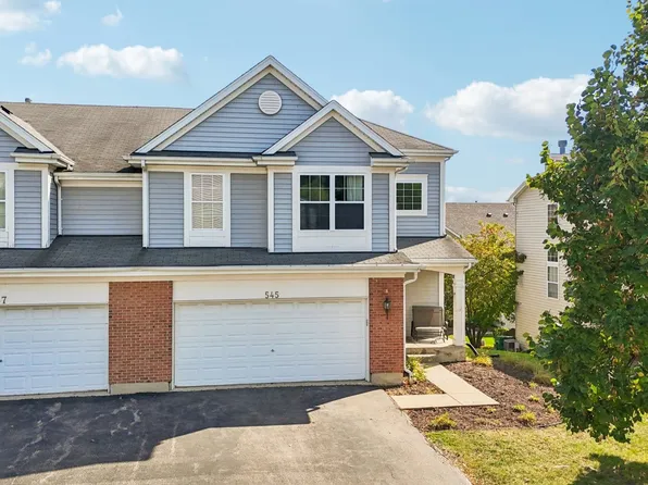 545 Blue Springs Dr, Fox Lake, IL 60020