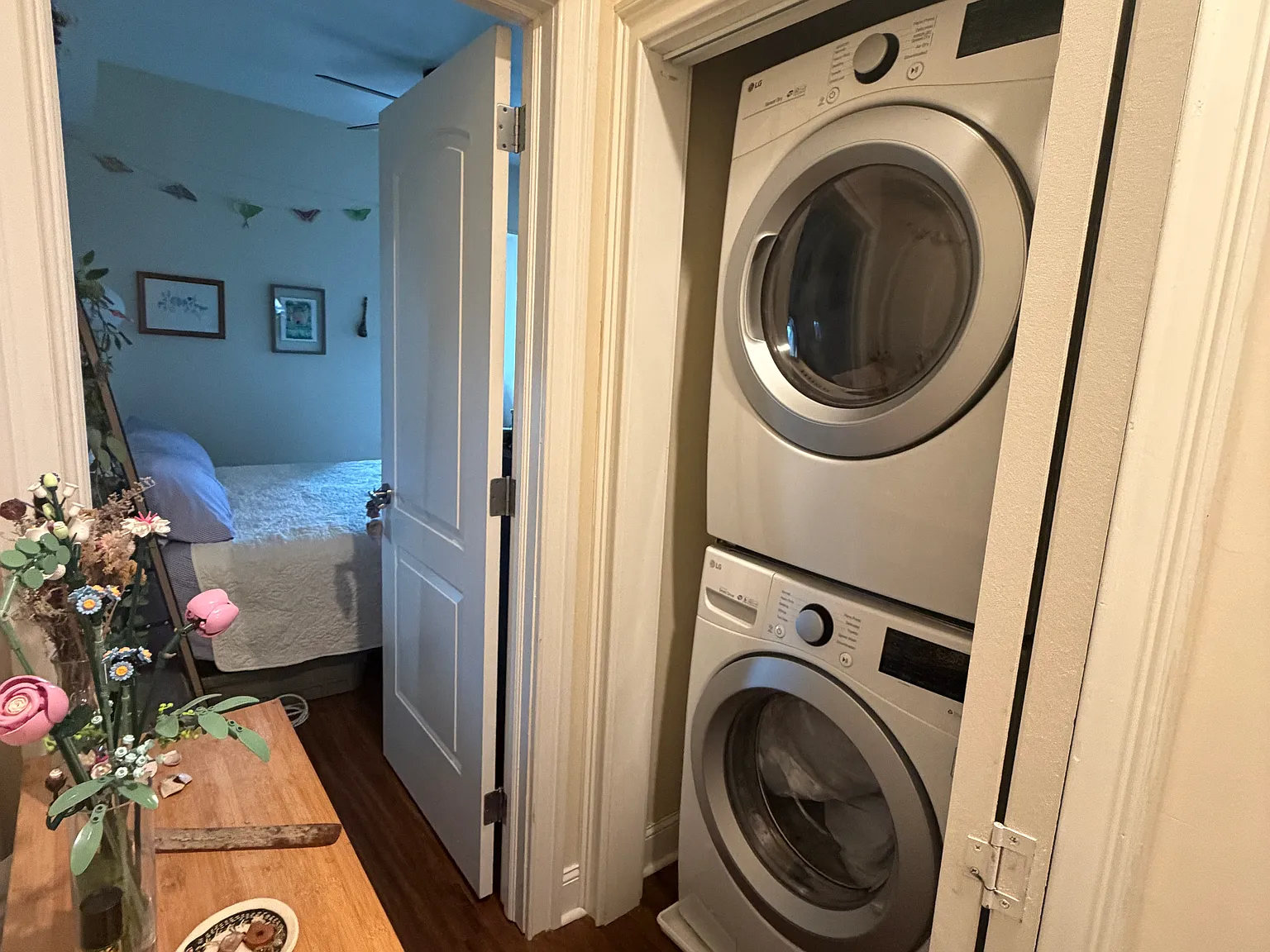 1 bed, 746 sqft, $1,437 — Photo 2