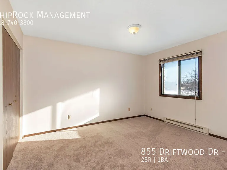 855 Driftwood Dr #6 — Photo 4