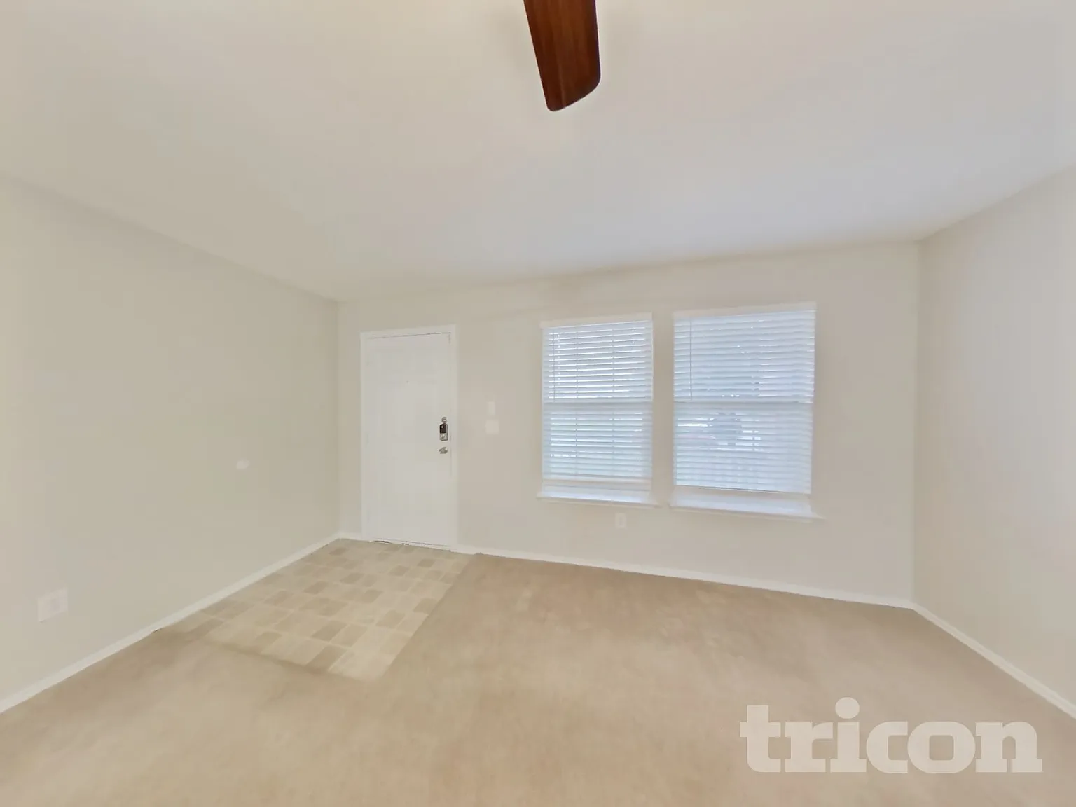 9163 Dublin Spring San Antonio TX — Photo 4