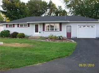 285 Norwood Ave, Gates, NY 14606