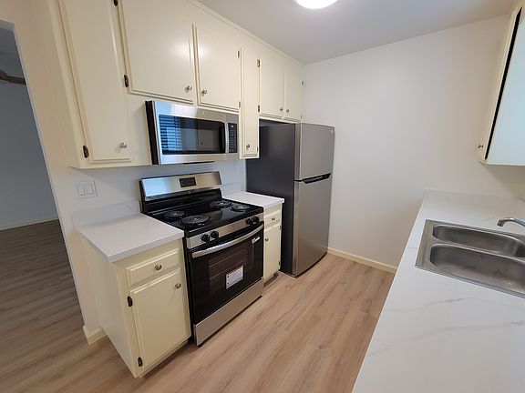 4th image of 2216 Mesquite Dr