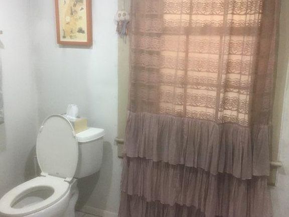 5th image of 222 W Willow St #1R