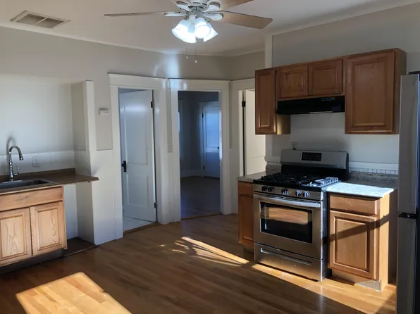 26 Sterling St #3, Worcester, MA 01610