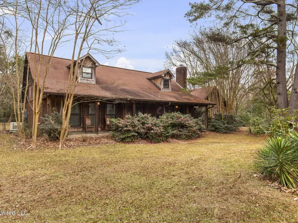 103 Wickstead Dr, Clinton, MS 39056