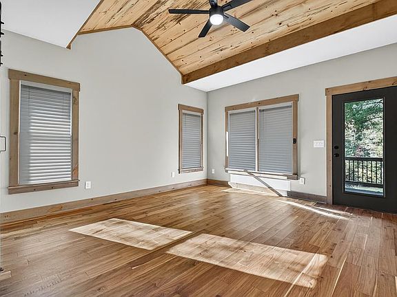 23rd image of 382 Pocaset Dr