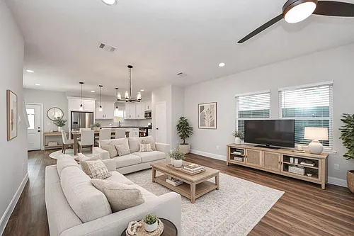 6910 J W Peavy Dr Photo 1