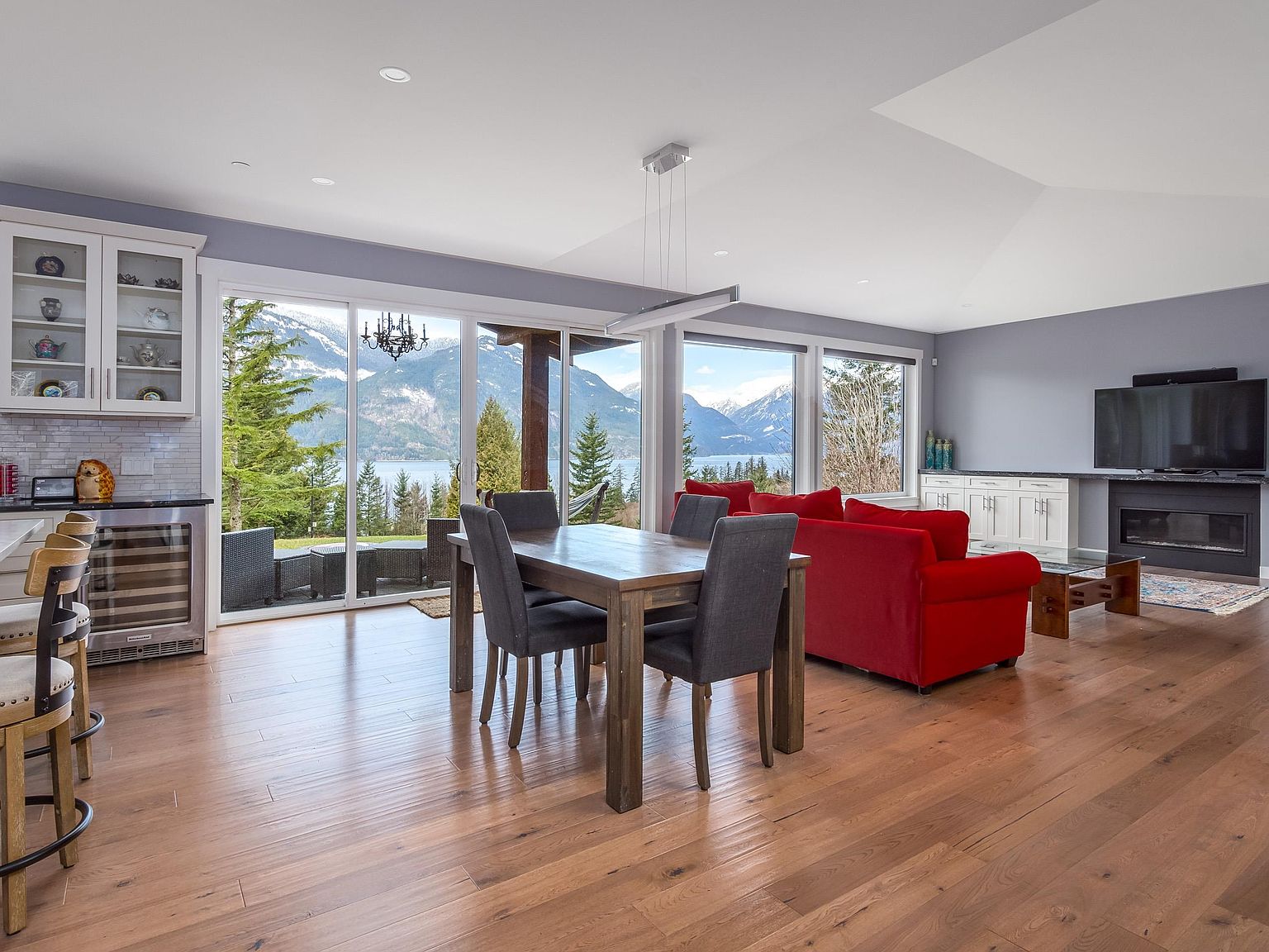 300 Furry Creek Dr #1