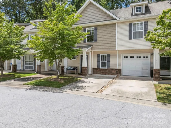 137 Thea Ln, Fletcher, NC 28732