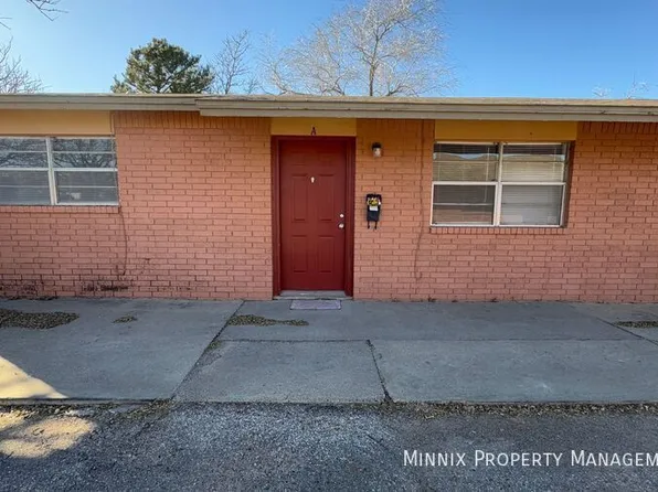 2308 W 16th St #A, Plainview, TX 79072