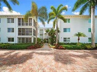 280 2nd Ave S APT 303, Naples, FL 34102