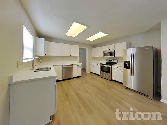 5th image of 7589 Wheatgrass Ln