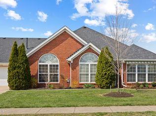 263 Woodlake Dr, Mount Washington, KY 40047