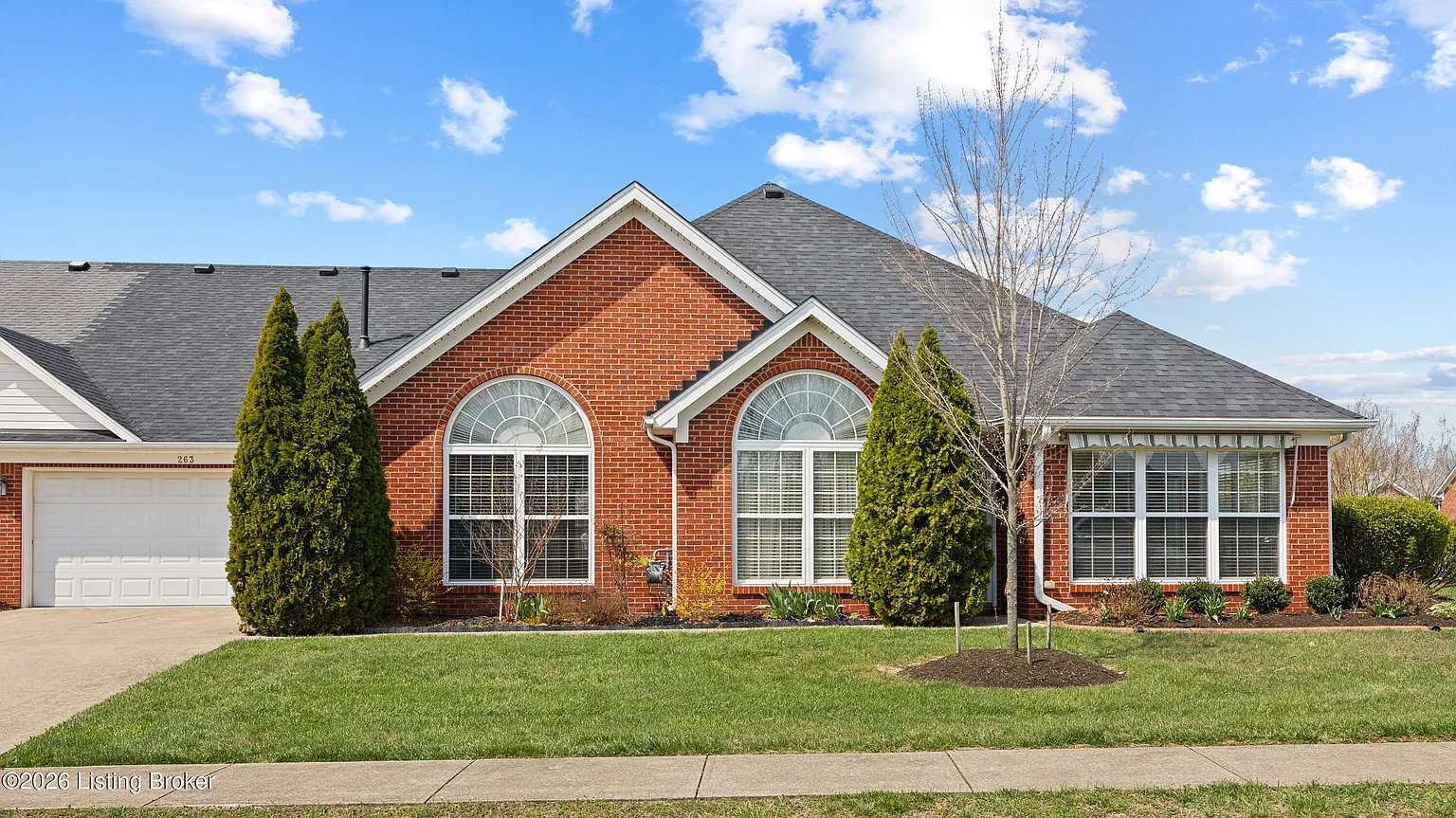263 Woodlake Dr photo 1