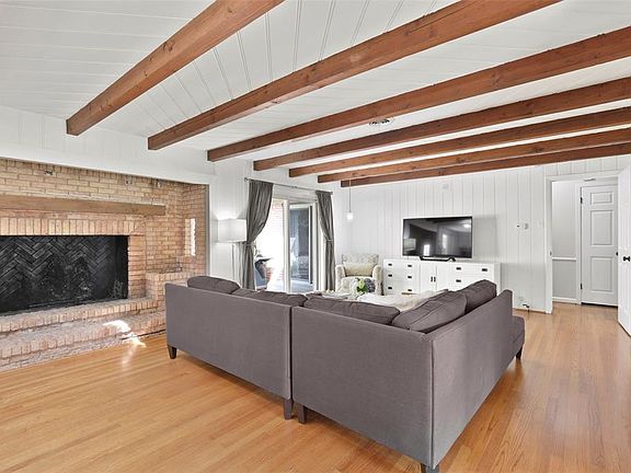 5th image of 6265 Town Hill Ln
