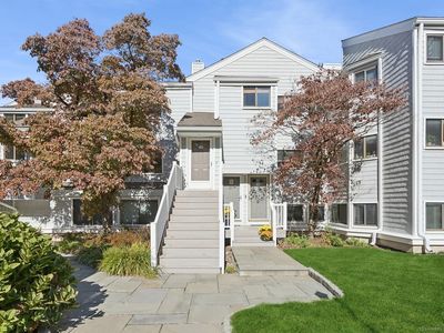148 Rowayton Woods Dr UNIT 148, Norwalk, CT, 06854