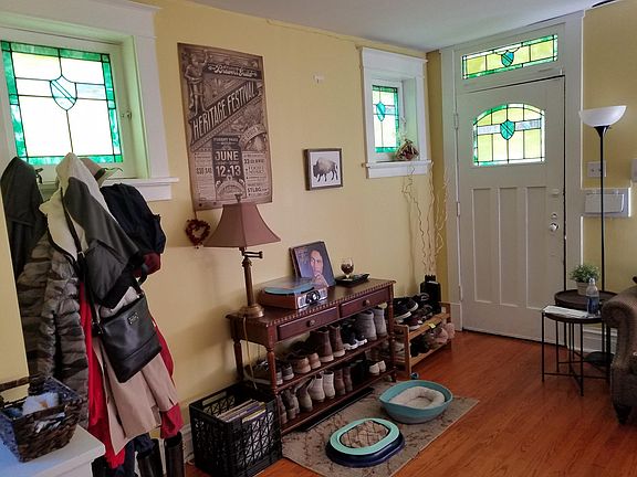 4th image of 1042 Art Hill Pl #A