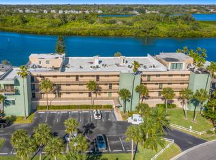 18201 Gulf Blvd APT 205, Redington Shores, FL 33708