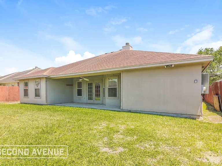 3818 Kitty Ln — Photo 18