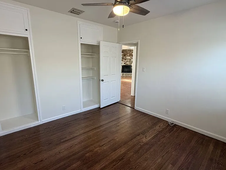 1104 N Frederic St — Photo 17