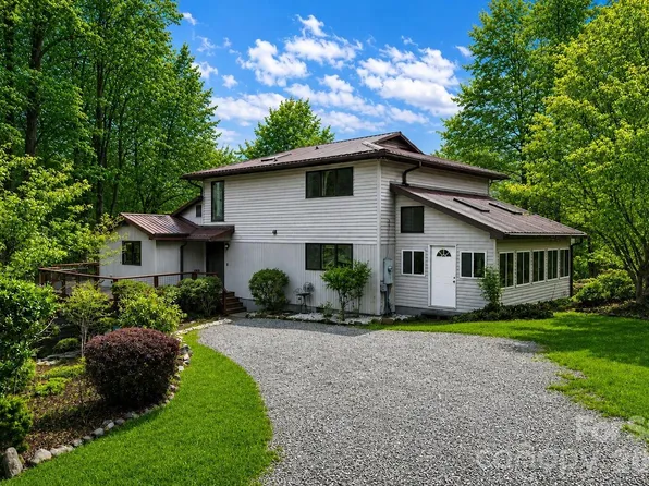 623 Owensby Rd, Hendersonville, NC 28792