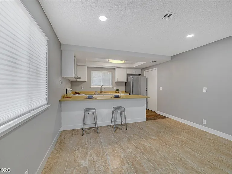 3240 Cameron St #A — Photo 5