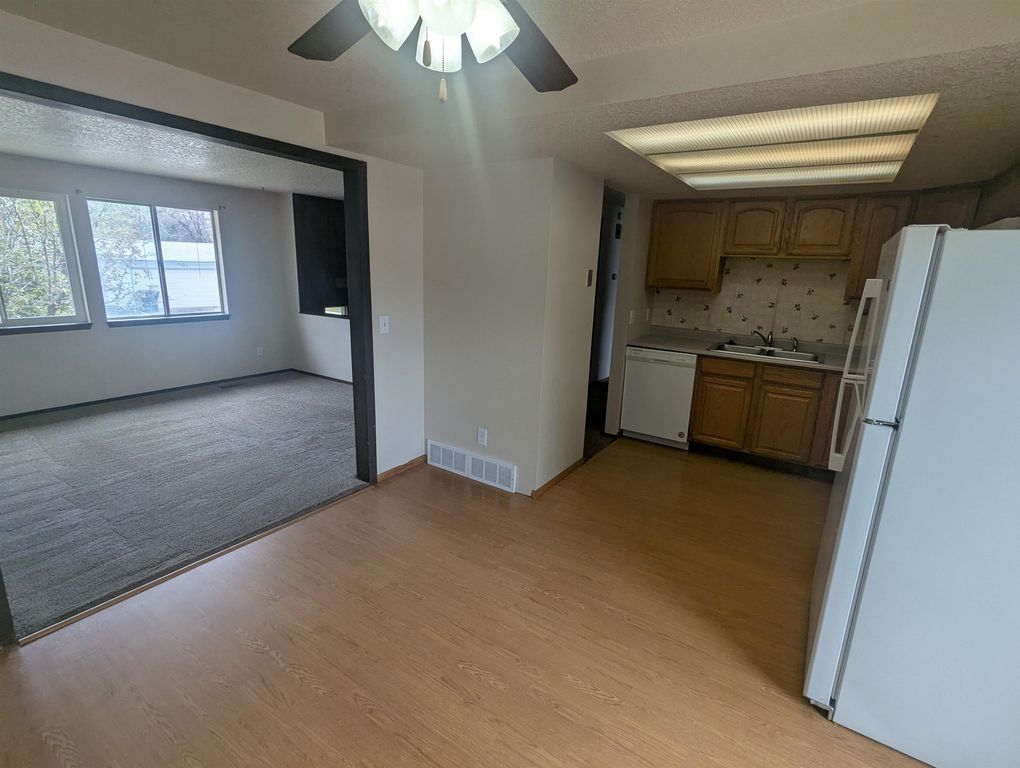 602 Midway St, Rock Springs, WY - View 4
