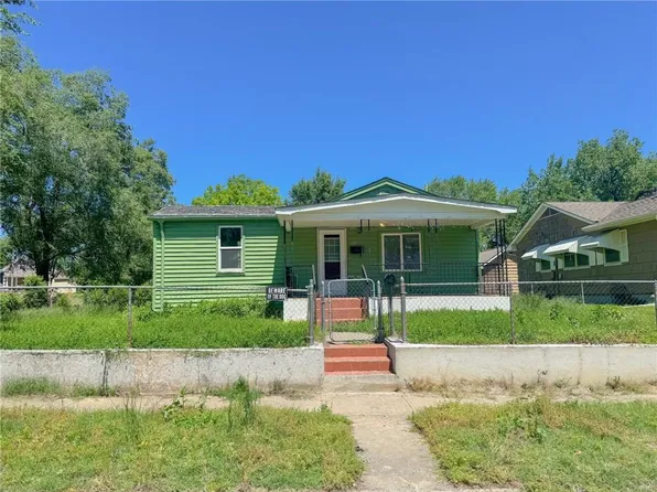 906 Shawnee Ave, Kansas City, KS 66105